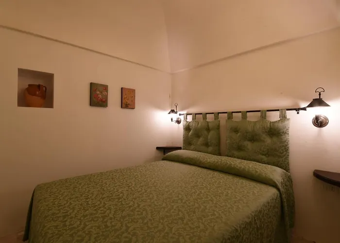 Trulli La Zisa * Fasano